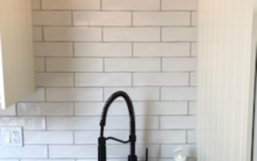 CHARACTER ONE BEDROOM LEASED