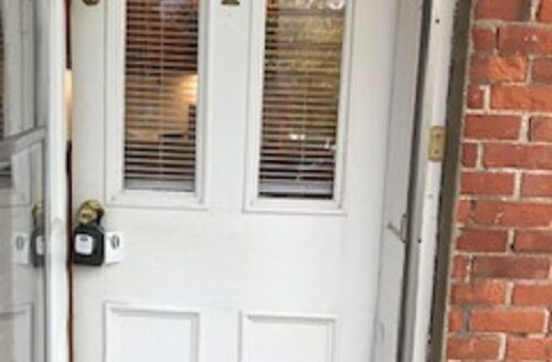 LEASED! CHARACTER ONE BEDROOM APARTMENT