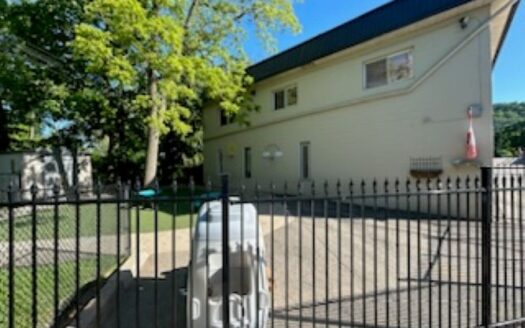 DOWNTOWN OFFICE/STUDIO/GYM SPACE – FOR LEASE