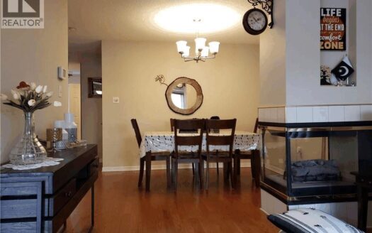 502 BARTON Street Unit# 4 Stoney Creek, Ontario L8E 5B5