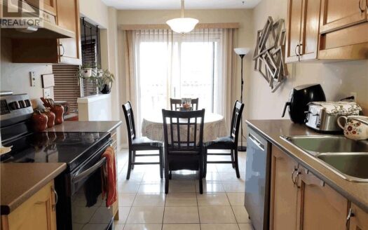 502 BARTON Street Unit# 4 Stoney Creek, Ontario L8E 5B5